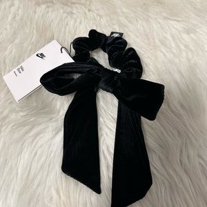 Nike Hair Tie